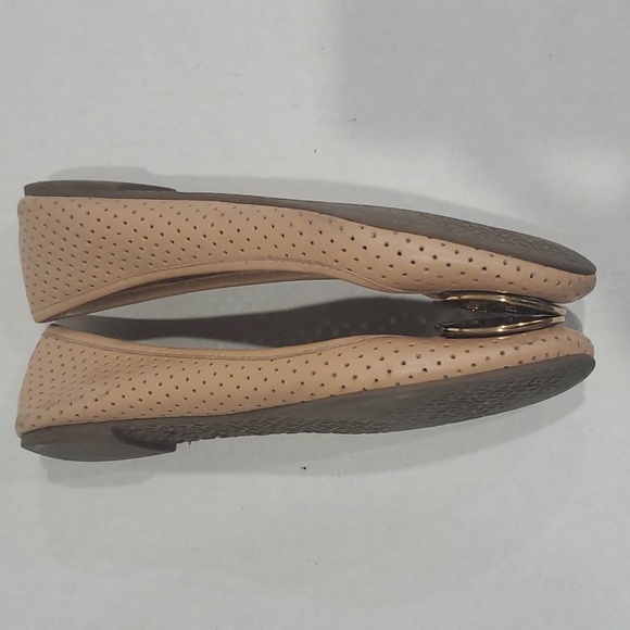Tory Burch Reva Perforated Leather Ballet Flats Nude/Sable Gold Logo US 9 - Picture 4 of 9